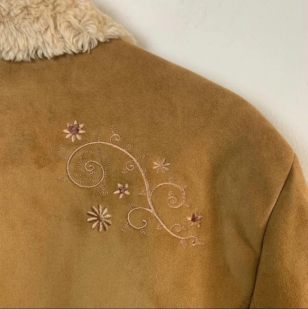 DISNEY Resorts Faux Suede Jacket NWT 😍 - Picture 11 of 13